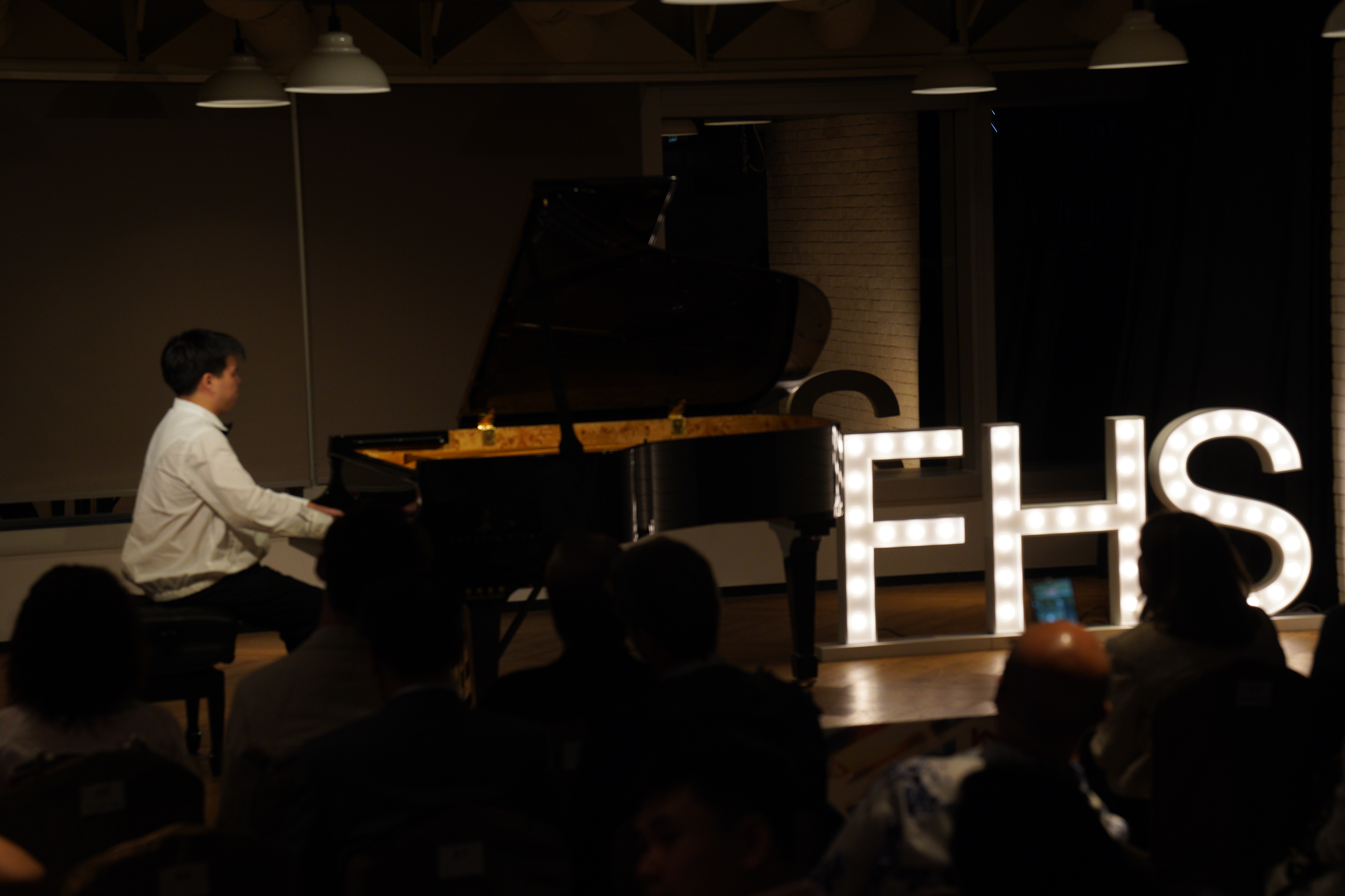 「Lights in the Long Night 長夜燧途」慈善鋼琴獨奏會暨 Fu Hong Art Hub 成立典禮